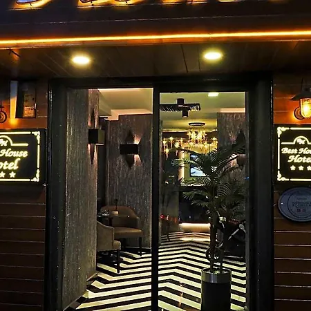 House Old Town Hotell