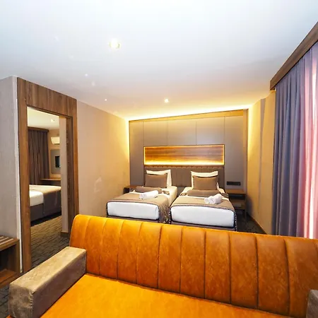 House Old Town Otel