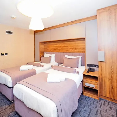 Hotel House
